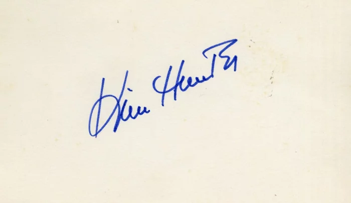 Kim Hunter autograph