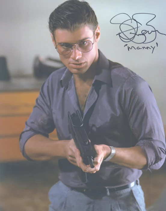 Steven Bauer autograph