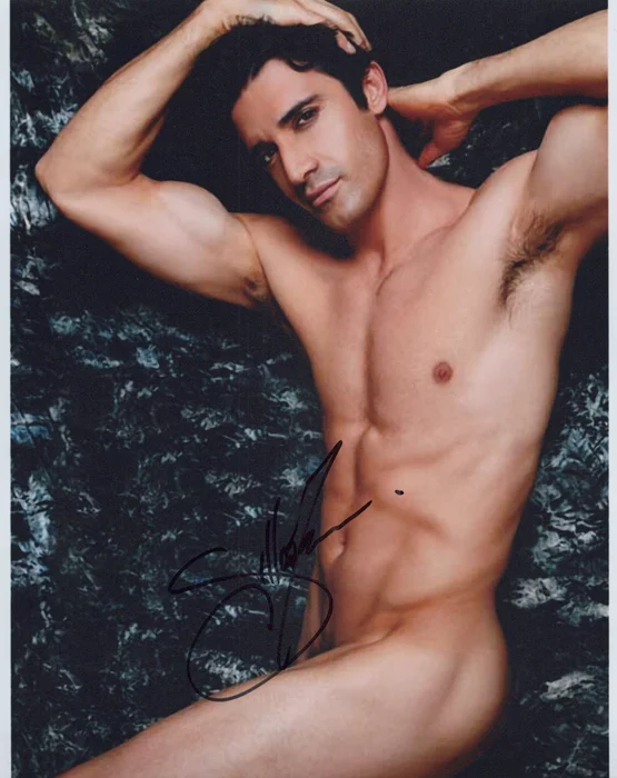 Gilles Marini autograph