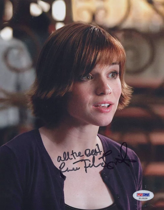 Renee Felice Smith autograph