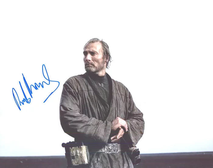 Mads Mikkelsen autograph