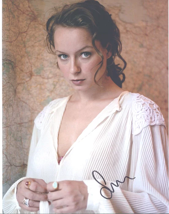 Samantha Morton autograph