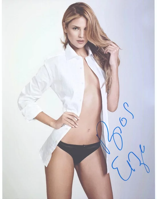 Eiza Gonzalez autograph