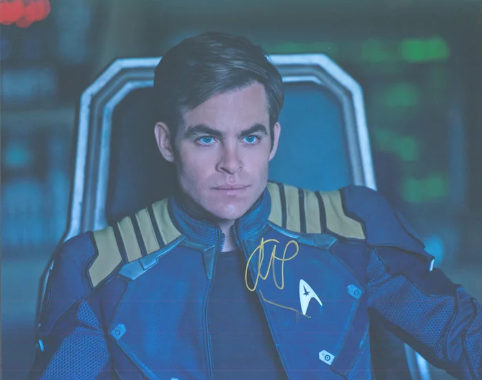 Chris Pine autograph