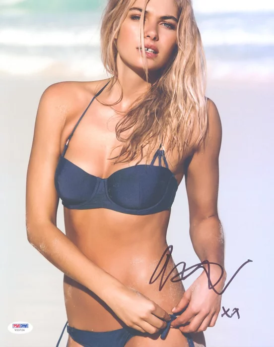 Jessica Hart autograph