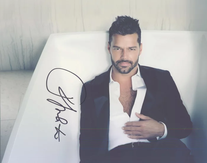 Ricky Martin autograph