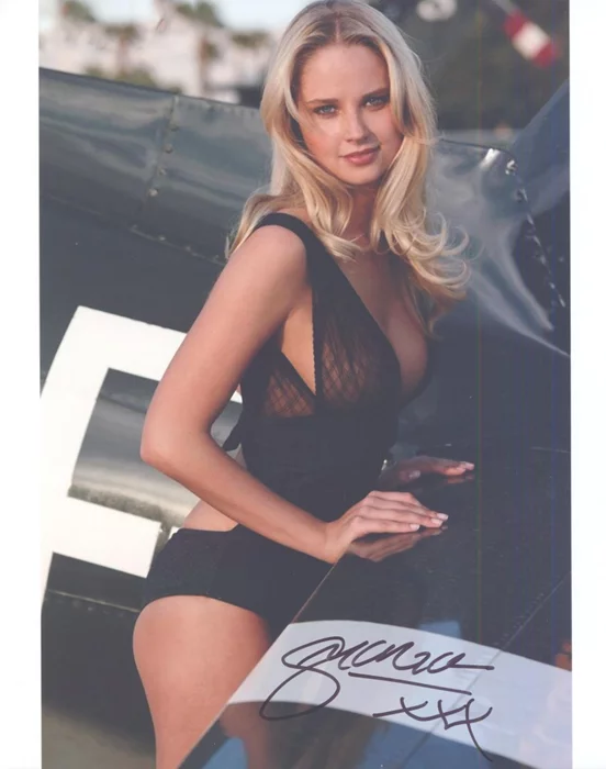 Genevieve Morton autograph