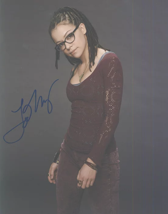 Tatiana Maslany autograph