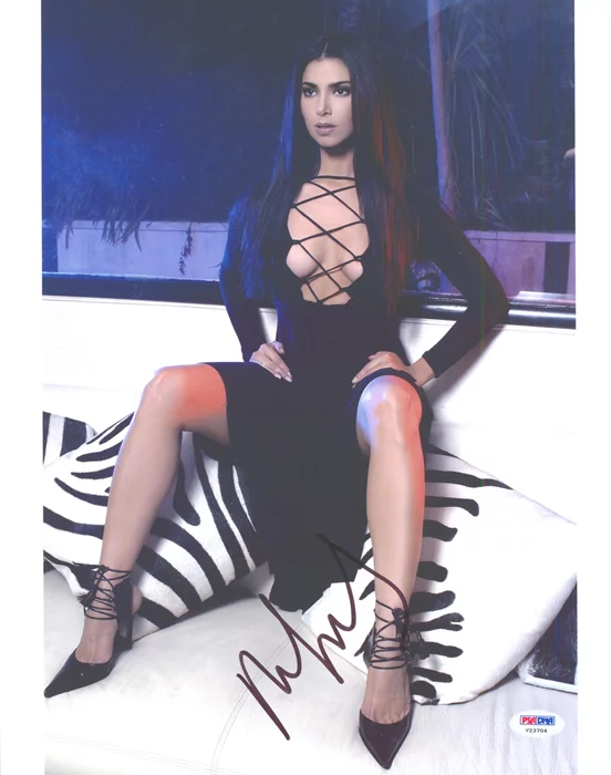 Roselyn Sanchez autograph
