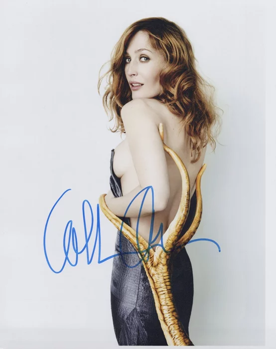 Gillian Anderson autograph