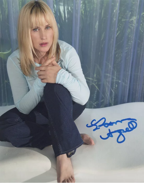 Patricia Arquette autograph