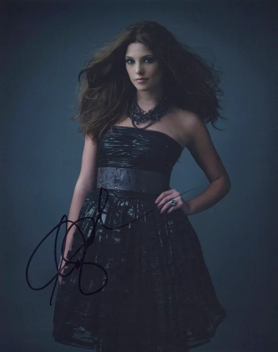 Ashley Greene autograph