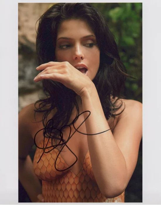 Ashley Greene autograph