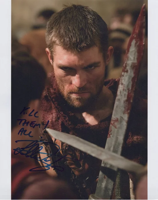 Liam McIntyre autograph