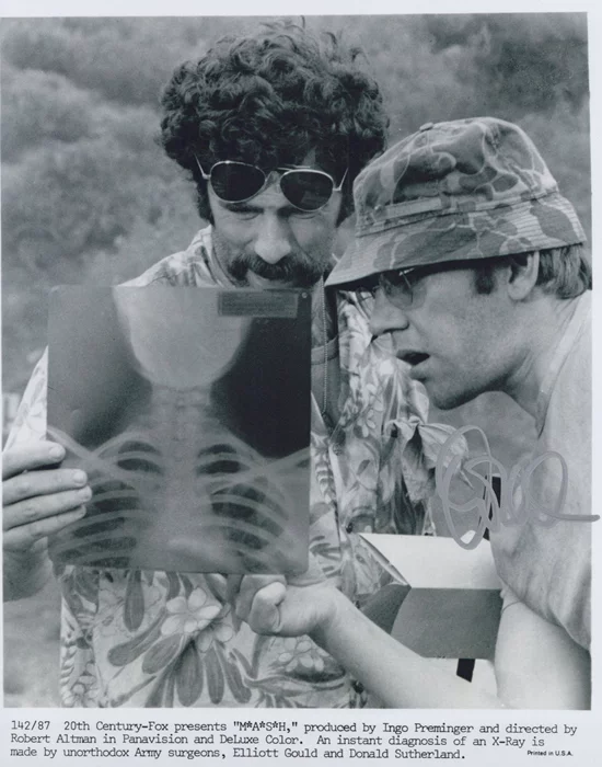 Donald Sutherland autograph