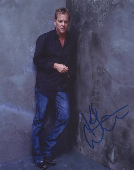 Kiefer Sutherland autograph