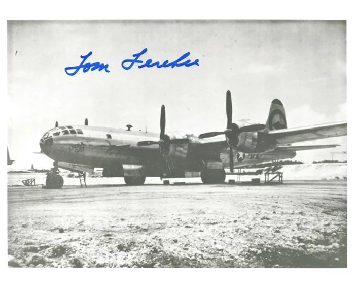 Tom Ferebee autograph