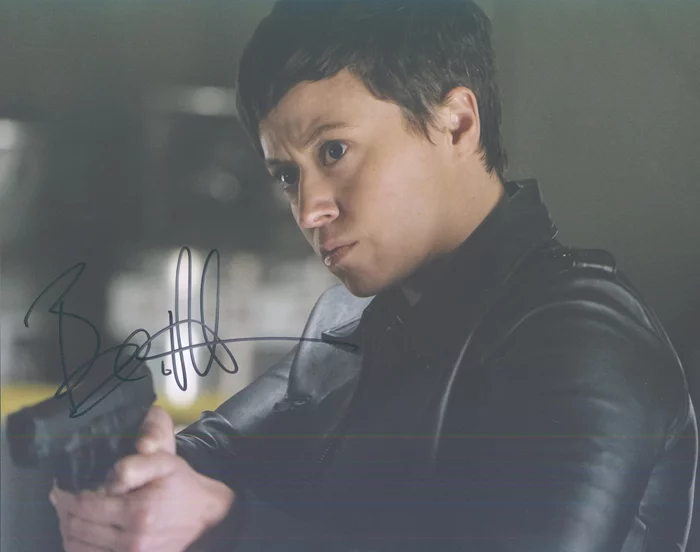 Briana Venskus autograph