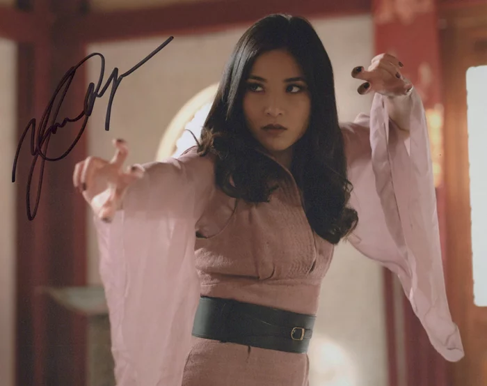 Yvonne Chapman autograph