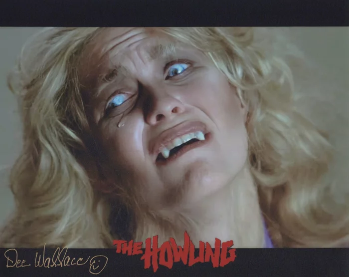 Dee Wallace autograph