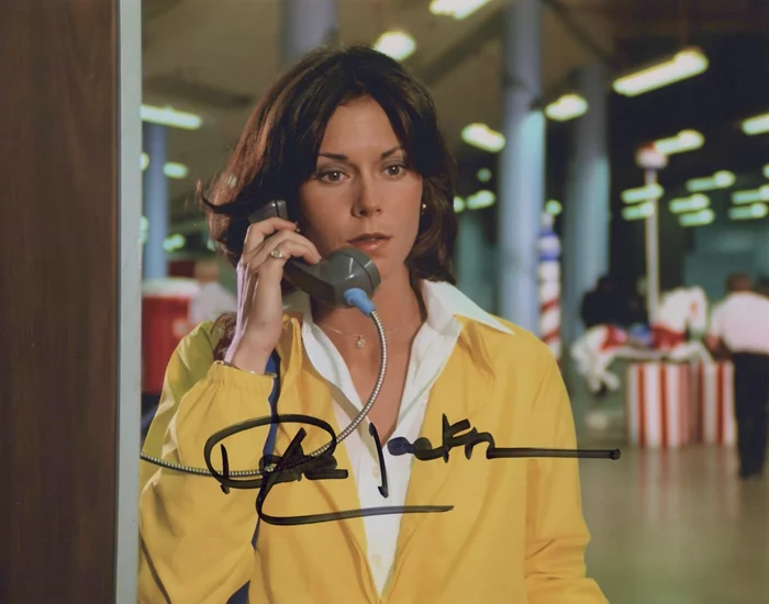 Kate Jackson autograph