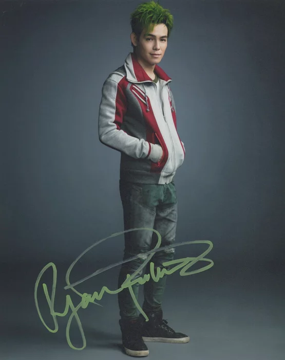 Ryan Potter autograph