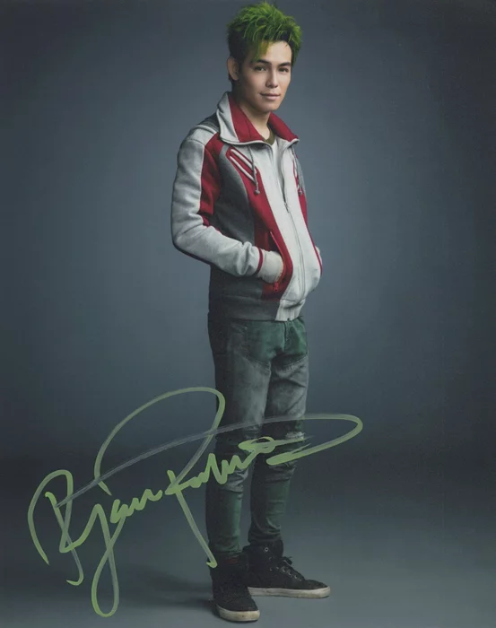 Ryan Potter autograph