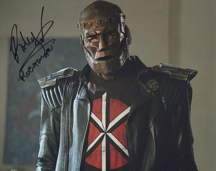 Riley Shanahan autograph