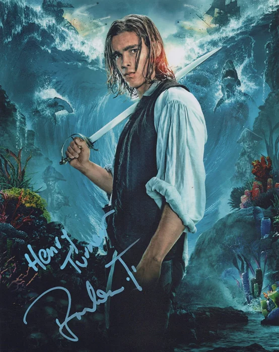 Brenton Thwaites autograph