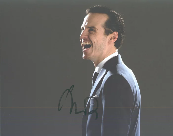 Andrew Scott autograph