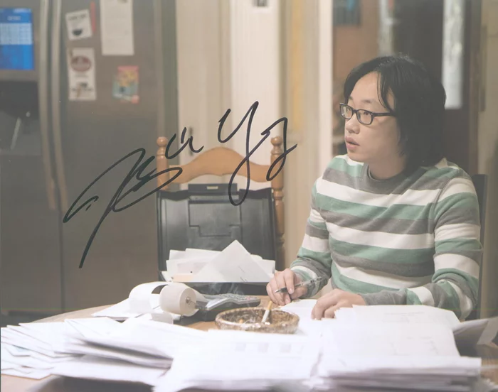 Jimmy O. Yang autograph