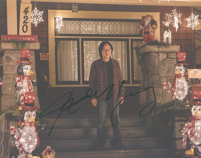 Jimmy O. Yang autograph