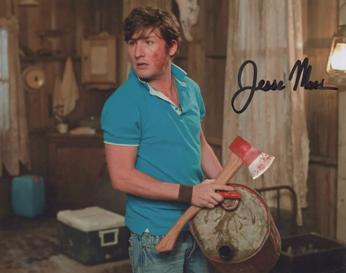 Jesse Moss autograph