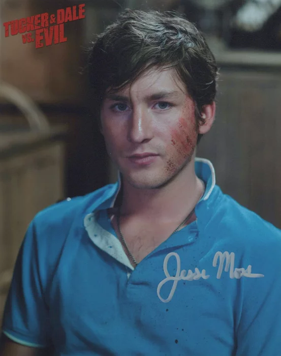 Jesse Moss autograph
