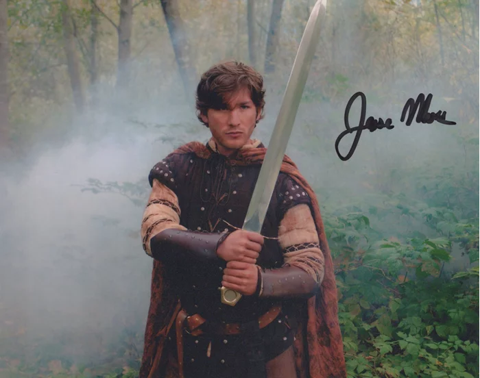Jesse Moss autograph