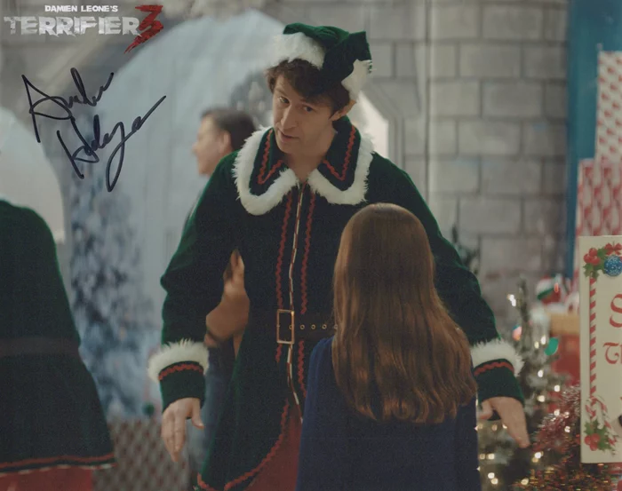 Andrew Hollinger autograph