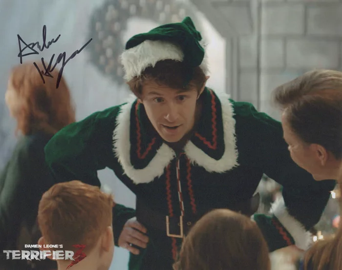 Andrew Hollinger autograph