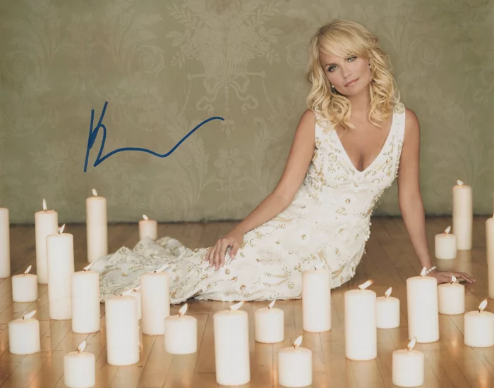 Kristin Chenoweth autograph