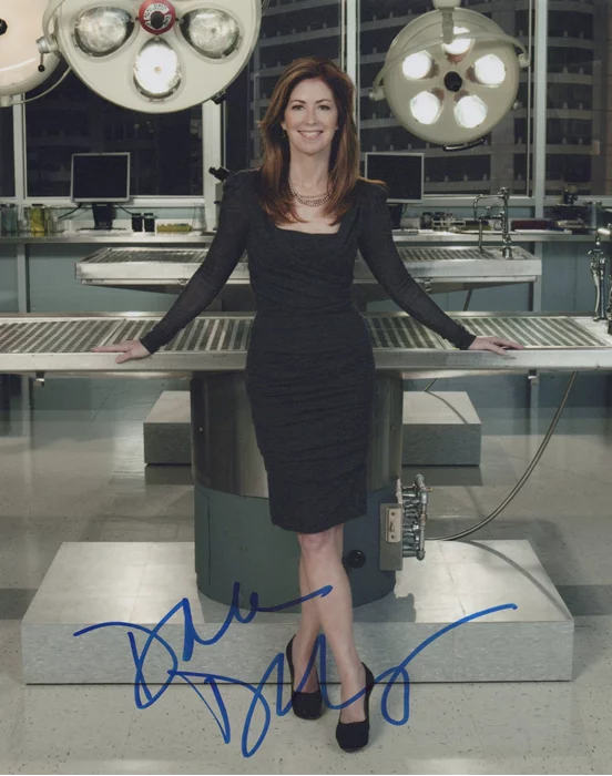 Dana Delany autograph