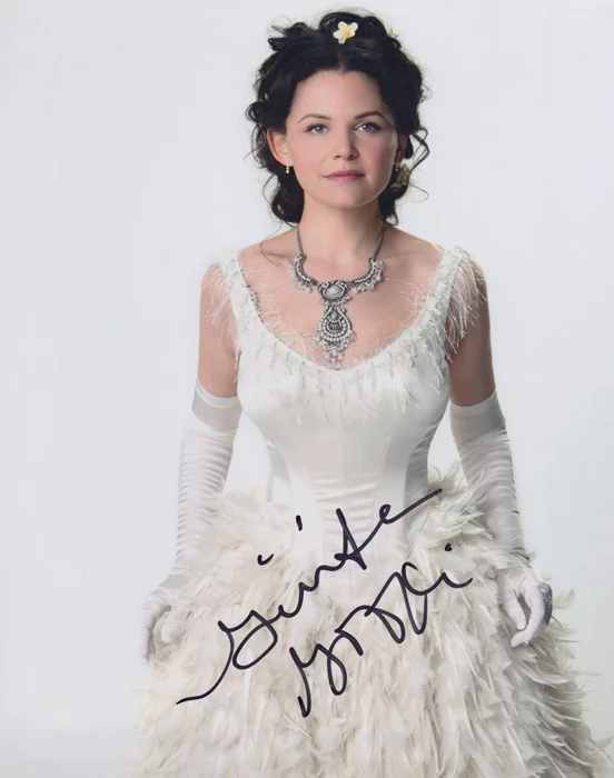 Ginnifer Goodwin autograph
