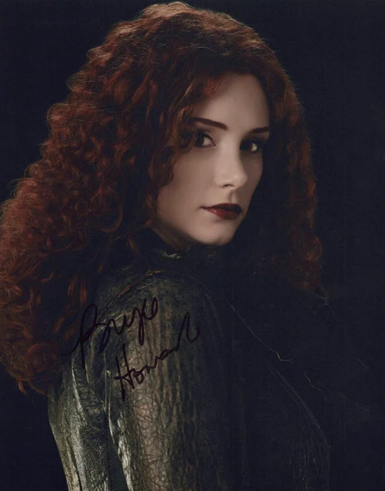 Bryce Dallas Howard autograph