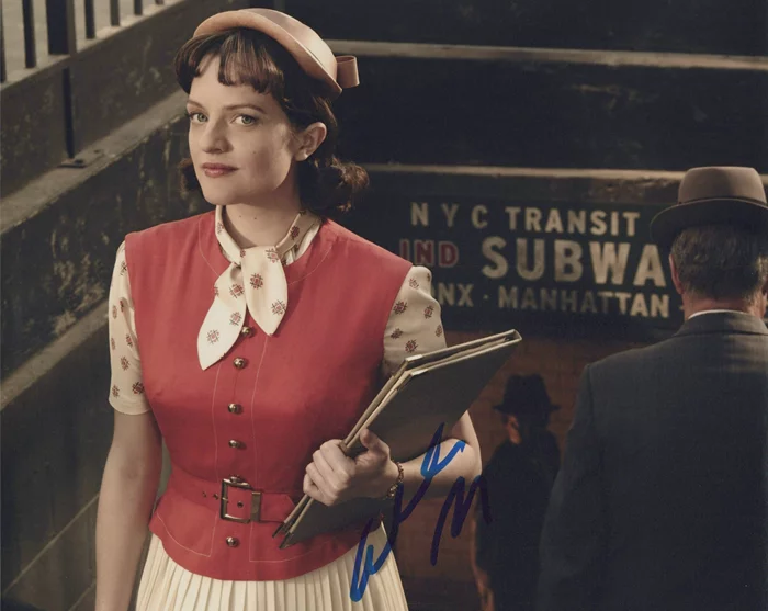 Elisabeth Moss autograph