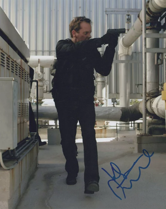 Kiefer Sutherland autograph