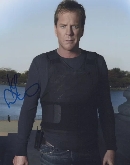 Kiefer Sutherland autograph
