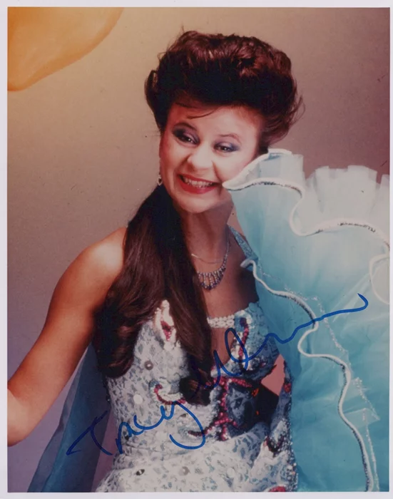 Tracey Ullman autograph