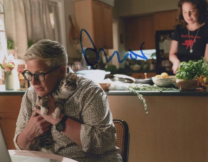 Abby McEnany autograph