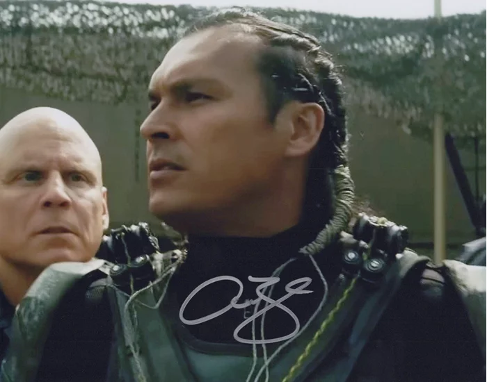 Adam Beach autograph