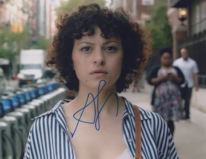 Alia Shawkat autograph