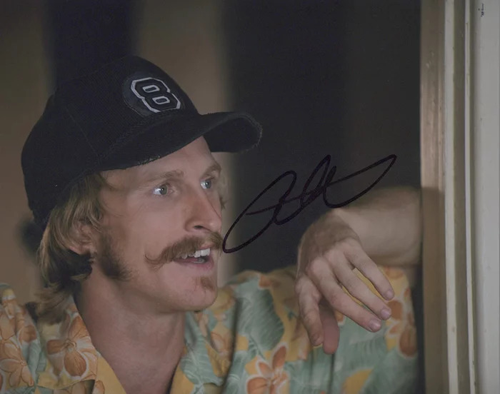 Austin Amelio autograph