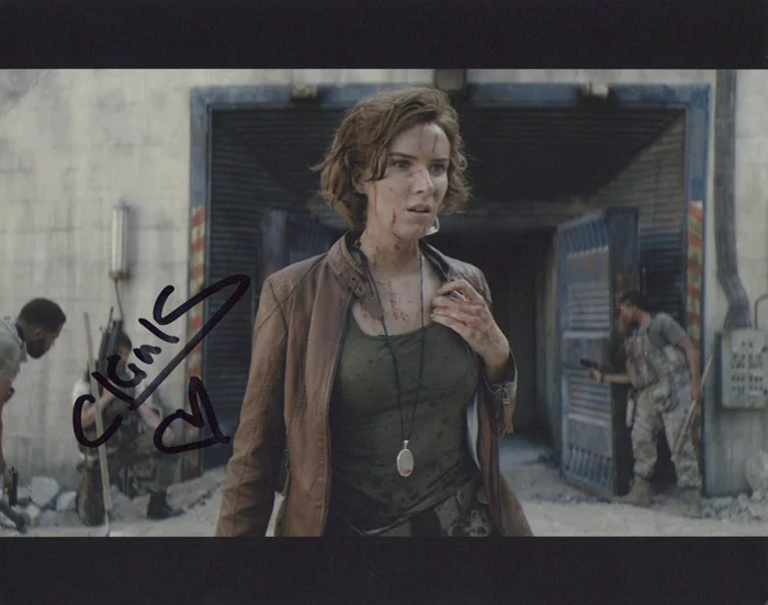 Charlotte Kirk autograph